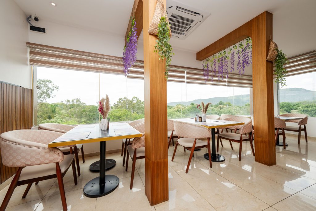 Scenic Family Restaurant